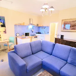 Dunja , Premantura Croazia